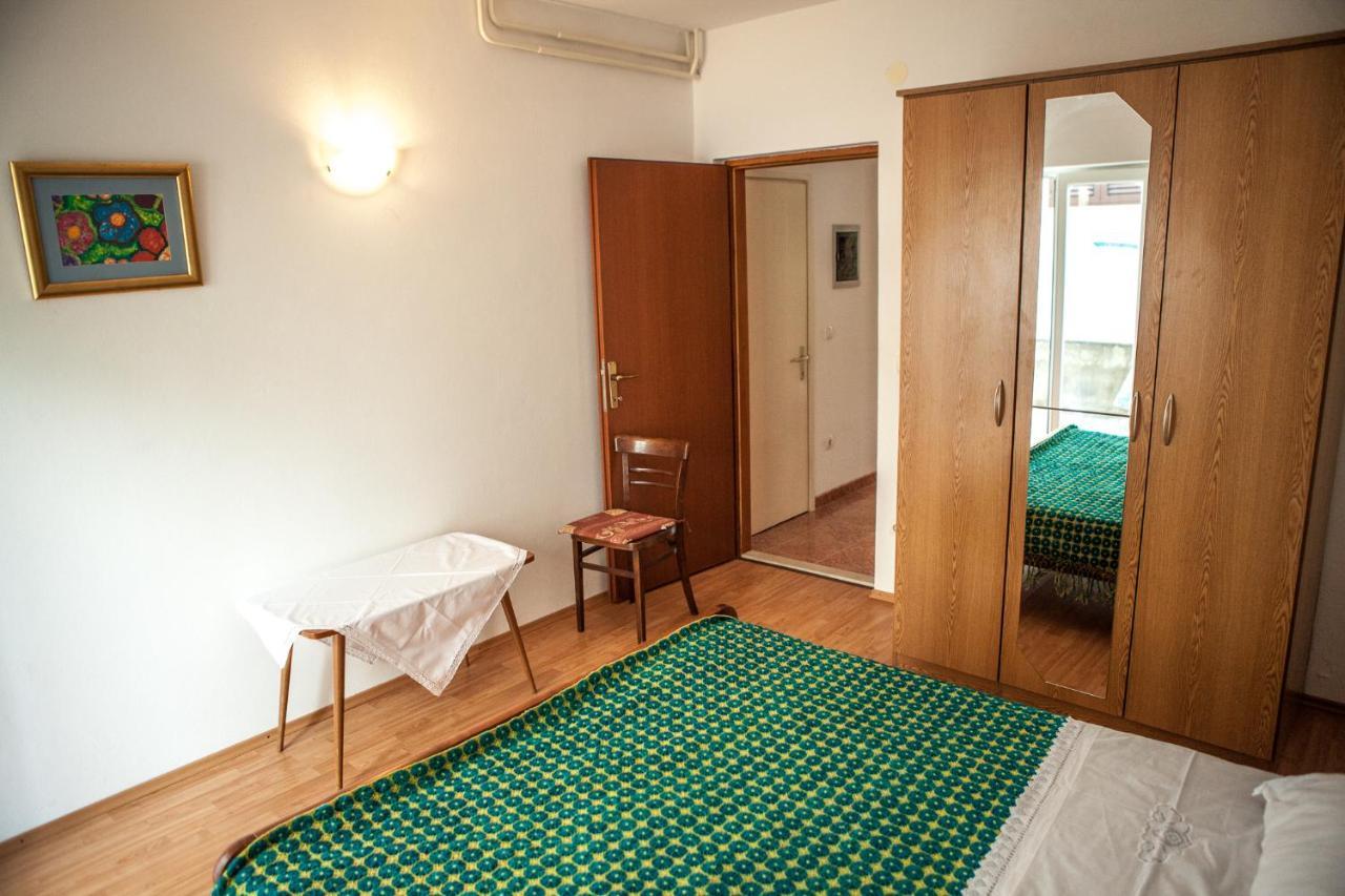 Apartments Alma Новаля Екстериор снимка
