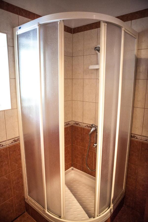 Apartments Alma Новаля Екстериор снимка
