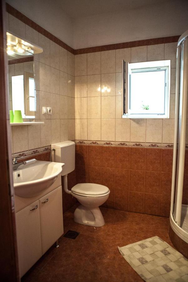 Apartments Alma Новаля Екстериор снимка