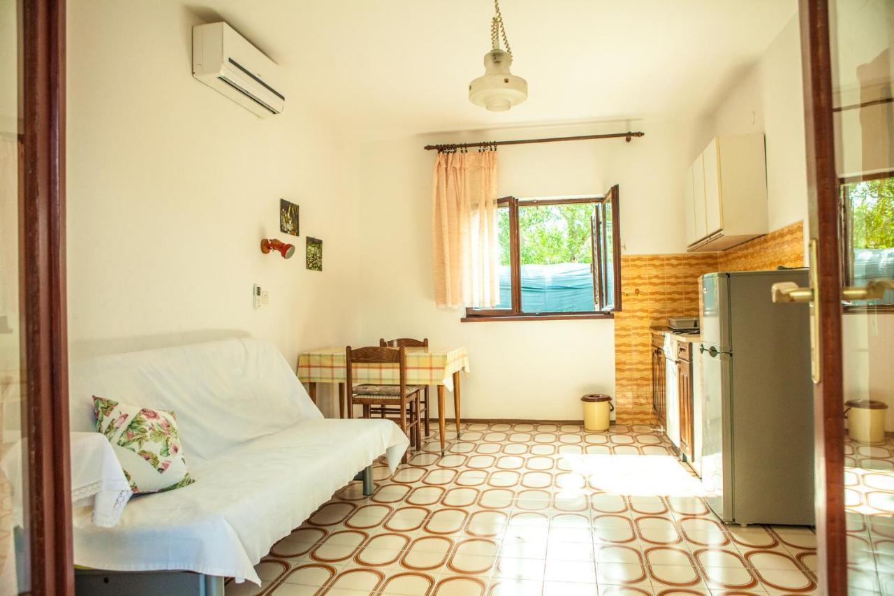 Apartments Alma Новаля Екстериор снимка